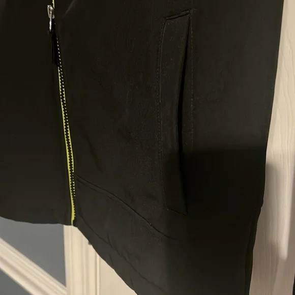 Free Country - Women’s soft shell fleece lined jacket. Size 14/16 - Picture 6 of 8